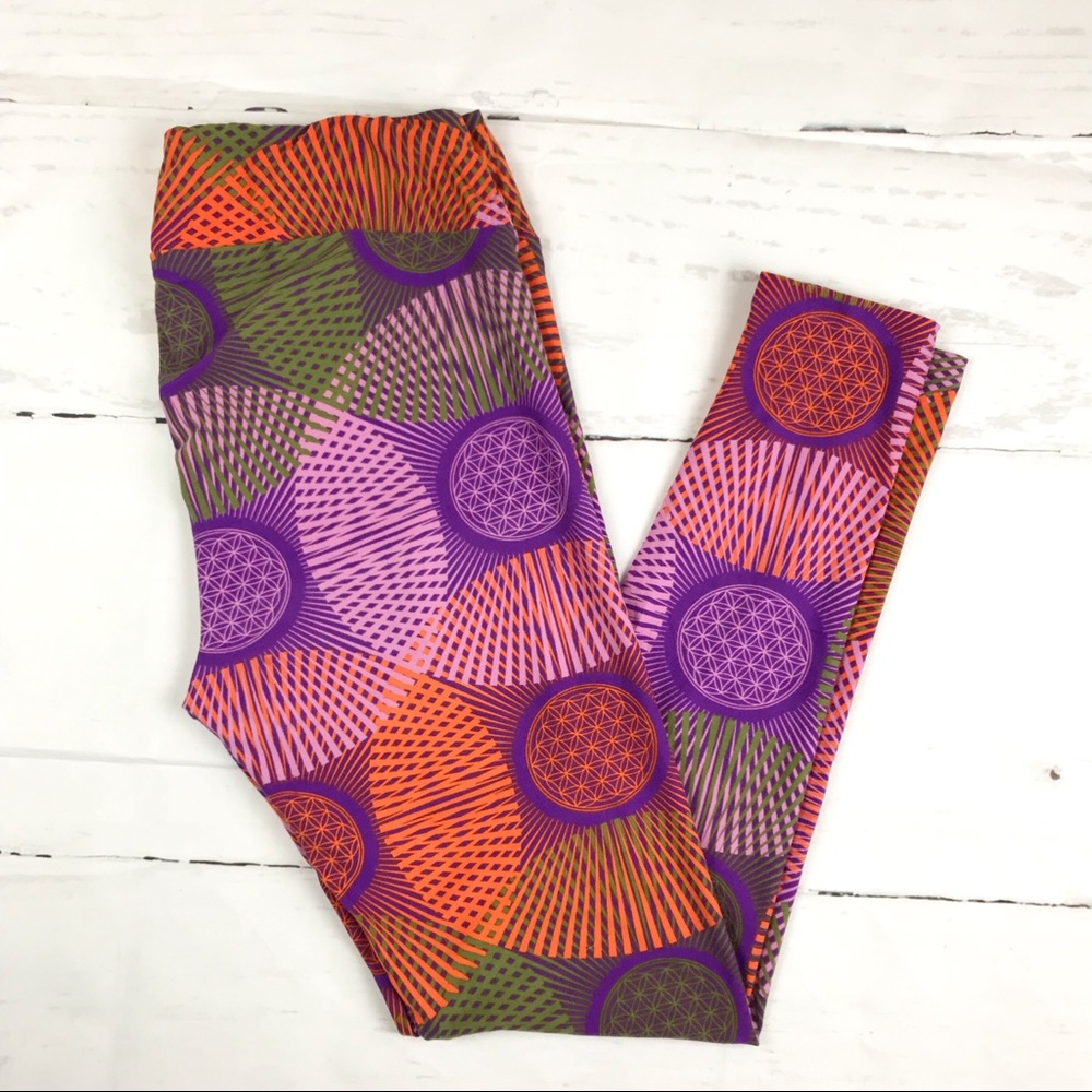 Lularoe Mandala Yoga Colorful Purple TC Leggings